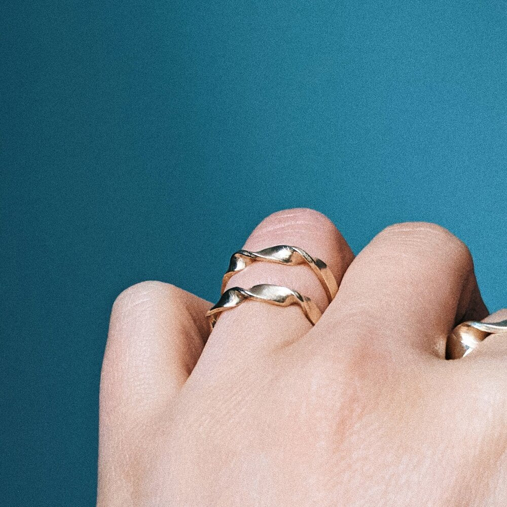 Waved Ring