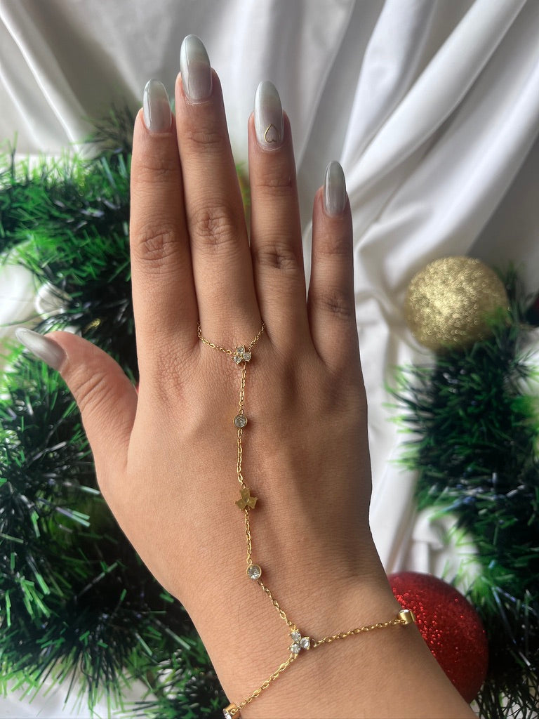 Elegant Gold Hand Chain Bracelet