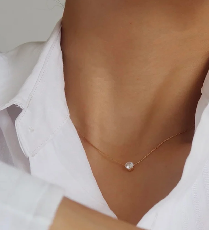 Minimal Solitaire Necklace