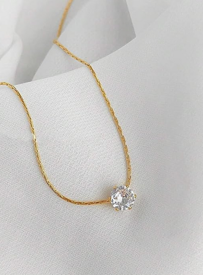 Minimal Solitaire Necklace