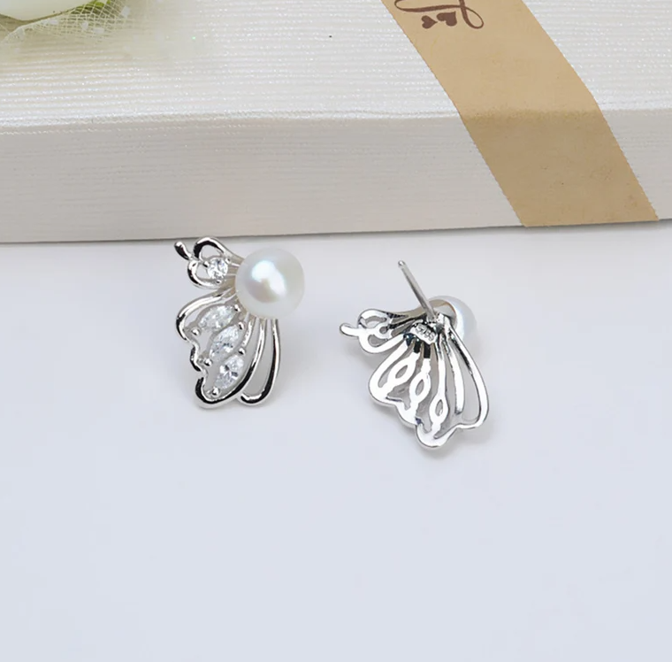 Zircon Butterfly Pearl Earrings