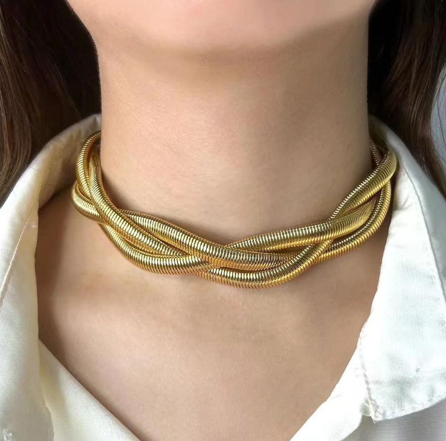 3 Layered Twisted Choker Necklace