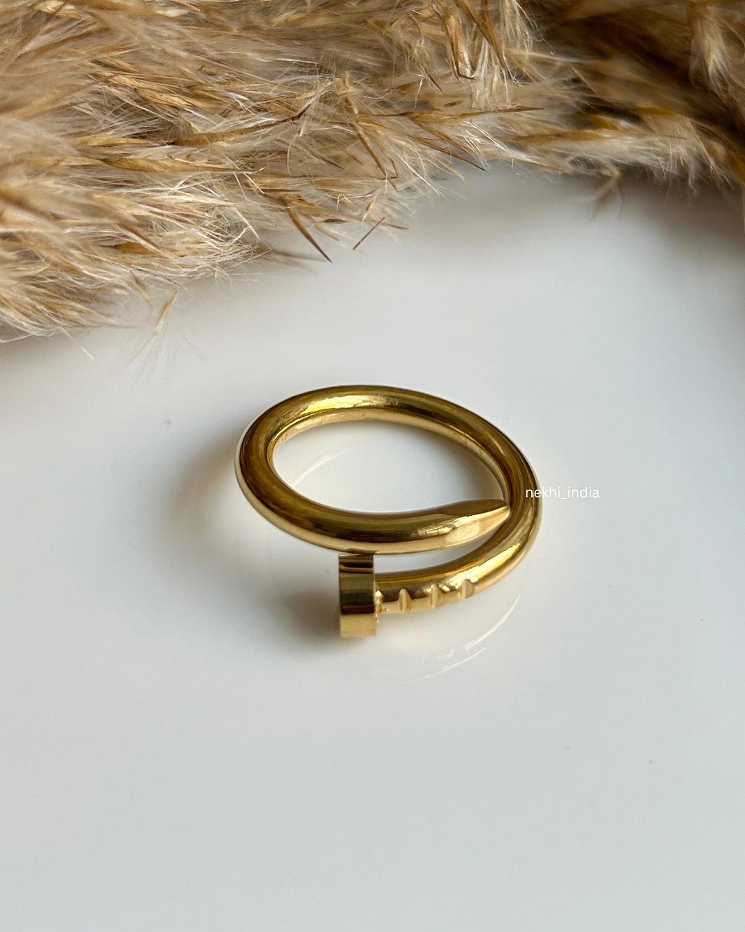 Nail Ring